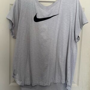 Nike Light Gray Short Sleeve Tee